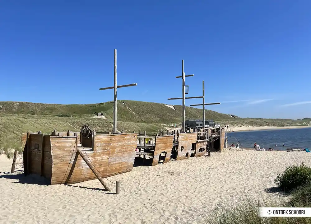 Speelschip ‘Slag bij Camperduin’.