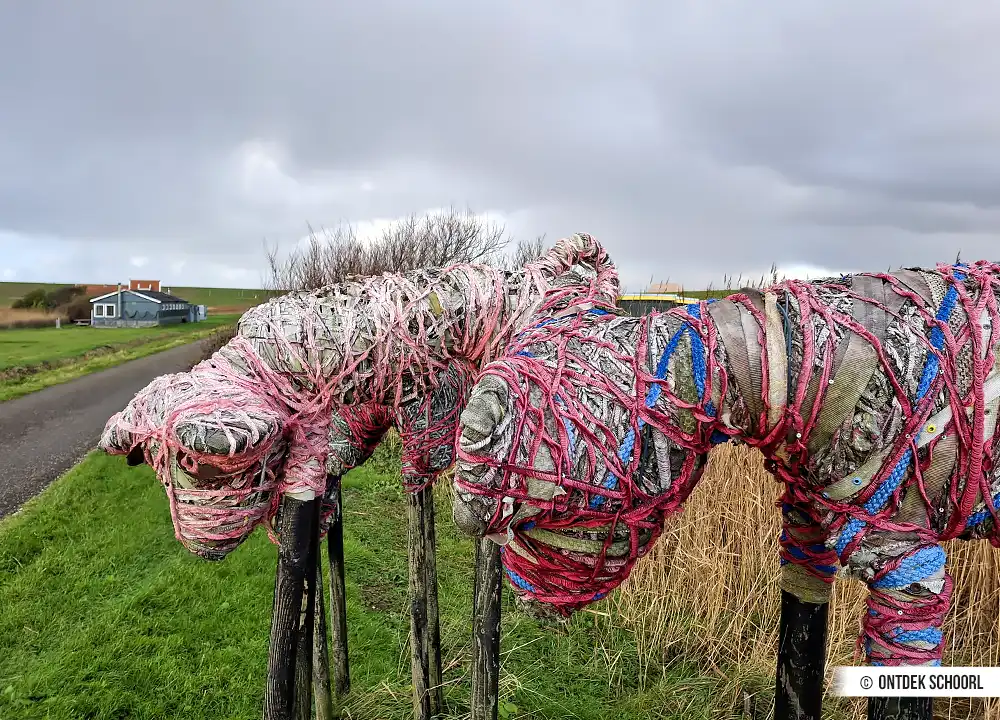 Einzigartige Kunstwerke entlang der Blauen Route.
