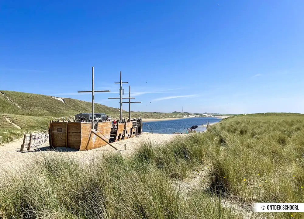Speelschip Camperduin.